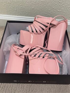Moda Pink Patent Platform Strappy Heels